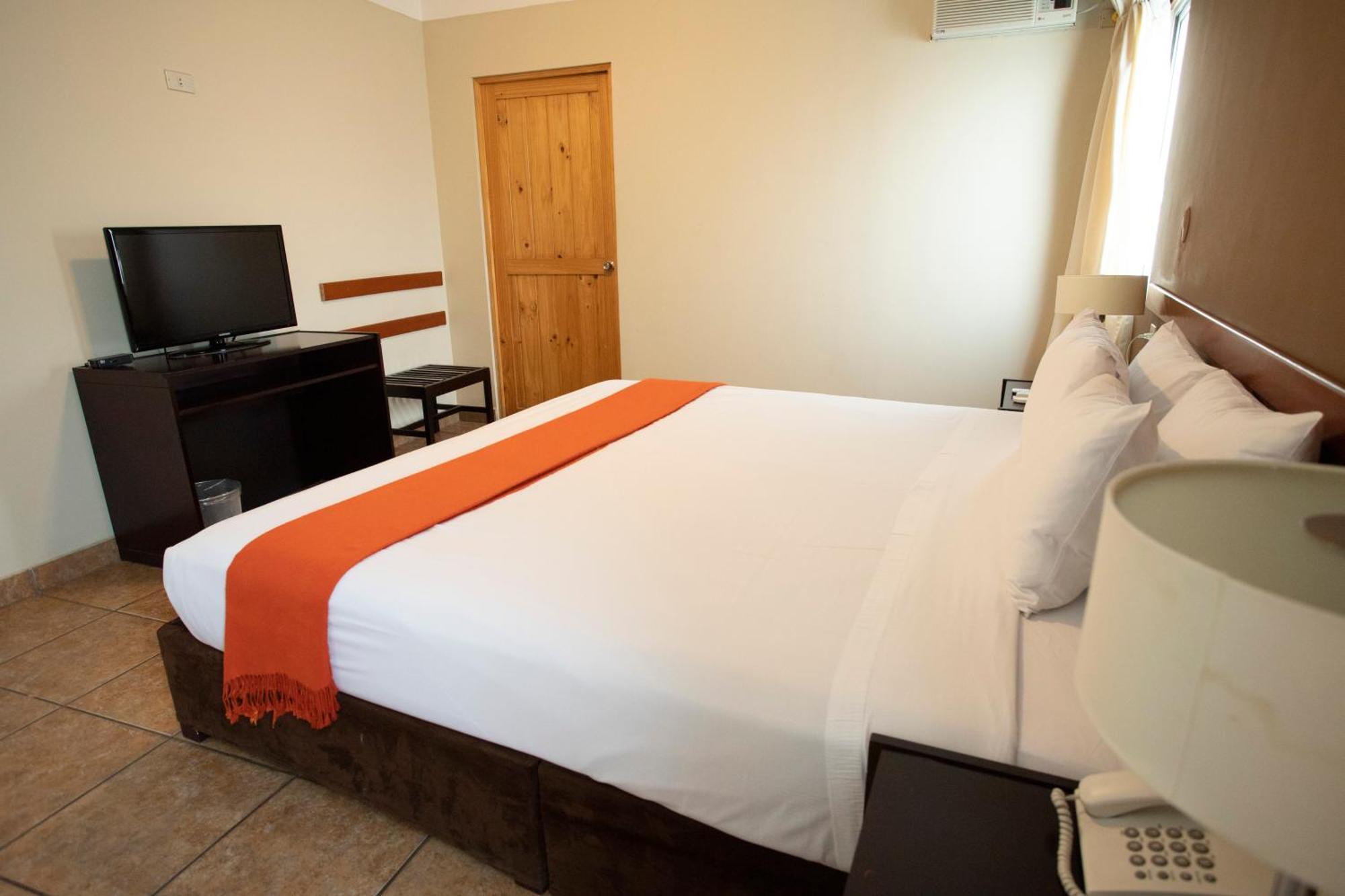 Casa Andina Standard Nasca Hotel